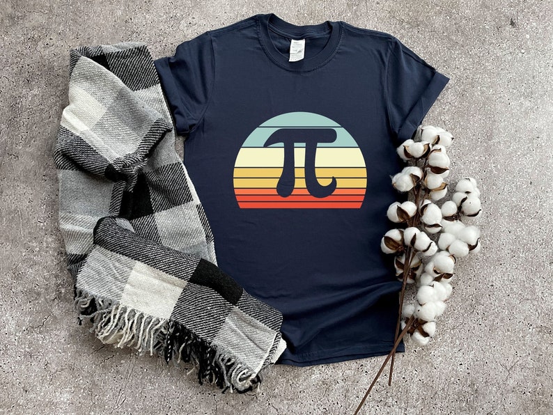 Happy Pi Day Shirt: Retro Sunset Math Teacher Tee bild 5