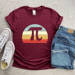 Happy Pi Day Shirt: Retro Sunset Math Teacher Tee bild 4