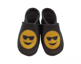 Eco-Friendly Leather Crawling Slippers for Babies and Children - Handmade Gift