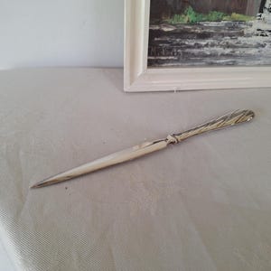 Abrecartas vintage bañado en plata