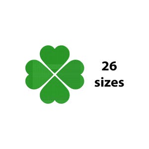 Op de afbeelding: Een groene klaver met vier bladeren op een witte achtergrond. De tekst "26 maten" staat in het zwart naast de klaver. De klaver is een symbool van geluk, vaak geassocieerd met St. Patrick's Day.