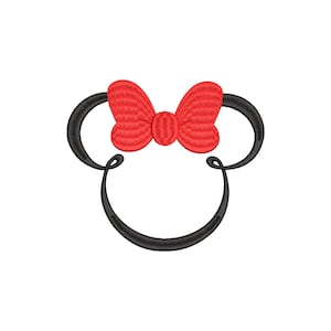 Può includere: Contorno nero e bianco delle orecchie di Topolino con un fiocco rosso al centro.