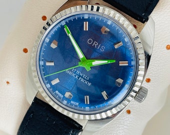 Rare Vintage ORIS Blue Dial Hand Winding FHF Movement ST-96 Swiss Mens Wrist Watch