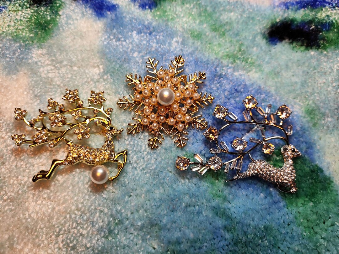 Broche flocon de neige en strass pour veste, écharpe, sac
