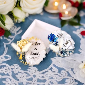 Wedding Party Favor, Custom Wedding Favors for Guests, Gifts for Guests, Engraved Resin, Save the Date Magnet, Bulk Gifts, Magnet Favors