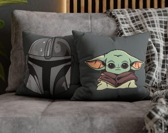 Star Wars Grogu and Mandalorian Helmet 2-Sided Pillowcase, Various Sizes (Grey)