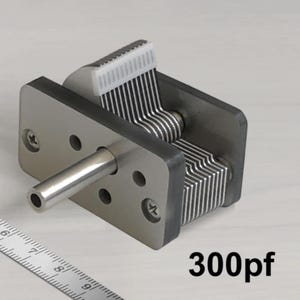 Variable capacitors 300pf air spaced new