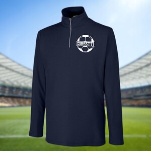 Aangepaste voetbal kwartrits voetbal met monogram, gepersonaliseerde trui, shirt voetbalteam, voetbalsweater, cadeau voetbalcoach, teamcadeau, voetbalmoeder