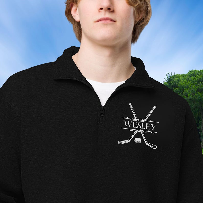 Personalisierte Fleece Hockeyschläger, Quarter-Zip Pullover, Personalisiertes Eishockey Geschenk, Geschenk für Mann, Eishockey Geschenk für Männer, Weihnachten Bild 2