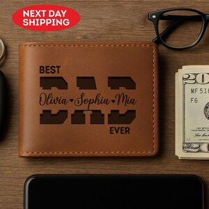 Cartera personalizada grabada para papá, cartera personalizada para papá con nombres de niños, carteras para el Día del Padre, regalo para papá primerizo, regalos de hija o niños.