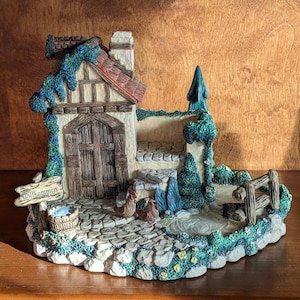 The Hummelscapes Collection HOME SWEET HOME Goebel 1995 Country Cottage Setting for Hummel Figurines