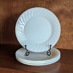 Anchor Hocking FIRE KING Swirl Pattern White Salad Bread Dessert