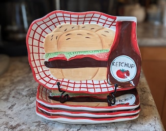 Nantucket ~ Picknicktafel Ware ~ Hamburger met ketchup themaplaten