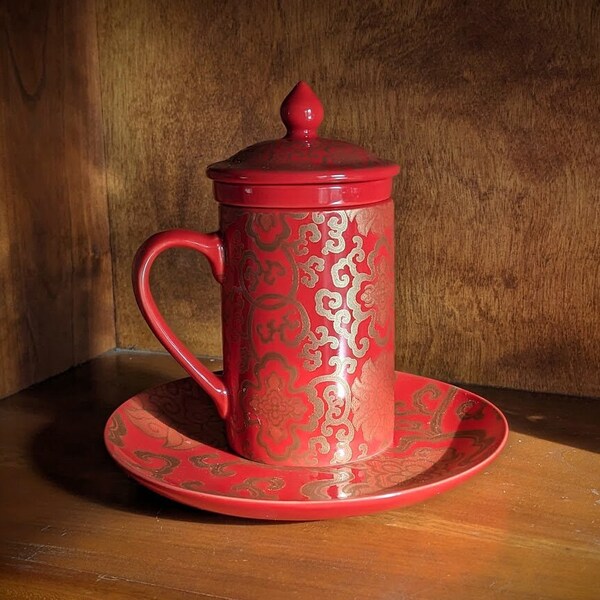 Pottery Barn Red CHINOISE Teacup/Mug with Tea Infuser and Underplate