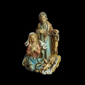 Fontanini Style Made In Italy Holy Family Nativity or Manger Figurine with The Blessed Virgin Mary, St. Joseph with Lantern and Baby Jesus