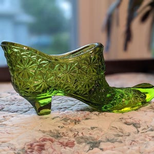 Green Fenton Glass - Etsy