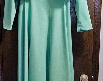 Green or Blue? Beautiful Custom Vintage Dress and Jacket Set Size L (approx 12)