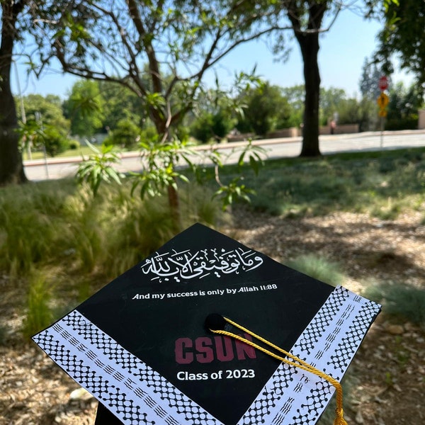 Graduation cap with arabic writing/ Palestine kofeye