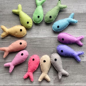 12 fish magnetic felt  fishing game (assorted colors)