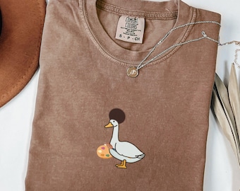 Funny Goose Shirt, Painting t-shirt, Painting Goose tee, Hobby Painting shirt, Art Teacher Gift, Artist T-Shirt, Art Lover Tee, Painter tee.