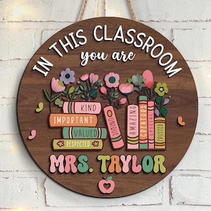 Personalized Teacher Classroom Door Hanger: 3D Wood Decor