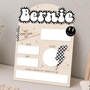 Custom First Day of School Sign, Back to School Photo Prop, Reusable School Board for Kids, Last Day of School Sign zdjęcie 10