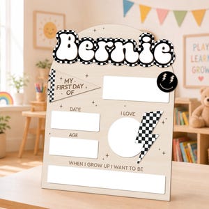 Custom First Day of School Sign, Back to School Photo Prop, Reusable School Board for Kids, Last Day of School Sign zdjęcie 6