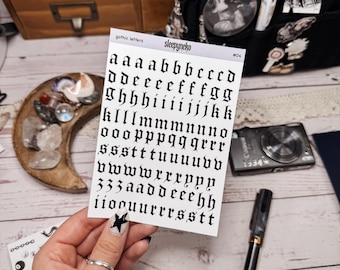 Cartela de adesivos com letras góticas - Adesivos para diários, scrapbooking, registro de memórias e planners.