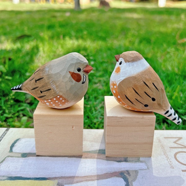 Hand carved Wooden Zebra Finch Bird Statue,Hand Painted Bird Ornaments,Best gift for bird lovers