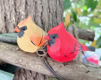 2 Stück Nördliche Kardinal Paar Statuen | Hand geschnitztes bemaltes Holz | Vogel Skulpturen aus Holz | Wohnkultur | Geschenke für Vogelliebhaber