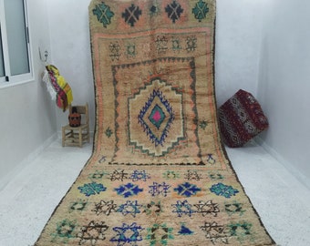 Vintage handgemaakte wollen Boujaad-tapijt van 1,80 x 3,5 meter, Marokkaanse woonkamer