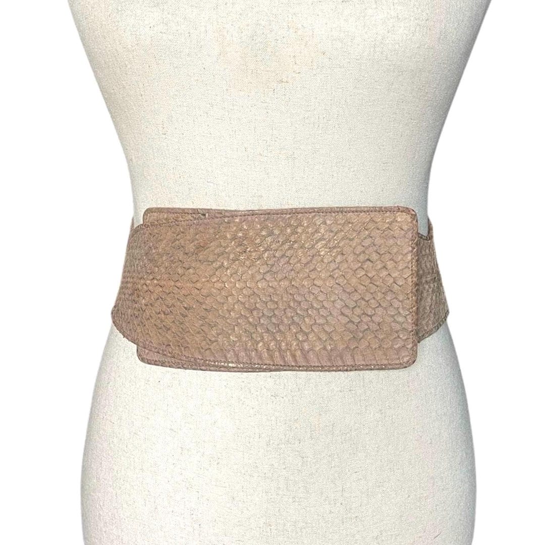 Donna Karan Vintage Genuine Whipsnake Statement Belt - Etsy display picture 3