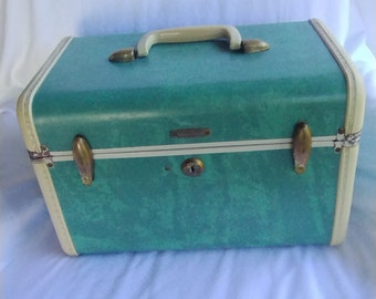Vintage Samsonite Green Marbled Train Case, Small Suitcase, Samsonite Luggage, Cosmetic Case, Makeup Case, Vintage Suitcase