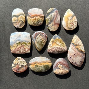 1pc Banded Moss Agate flatback cabochon - Scenic Black Quartz Chalcedony Green White Garden Landscape - Gemstones macrame wire wrapping E11