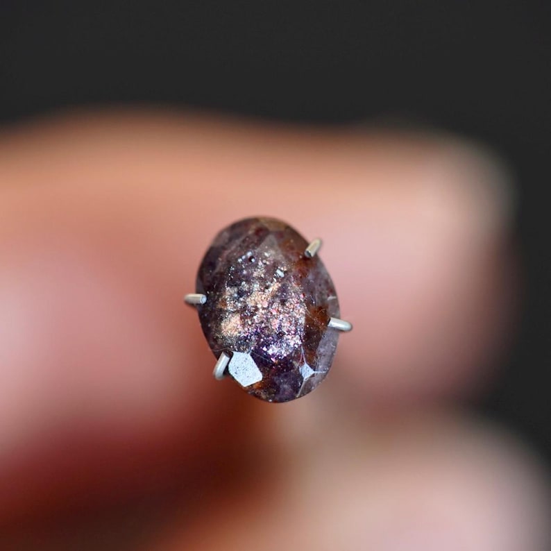 Natuurlijk bloeddoorlopen ioliet 10 mm gefacetteerd ovaal - zeldzame cordieriet hematiet insluitsels regenboog confetti - ringsieraden maken (C2-W11) afbeelding 3