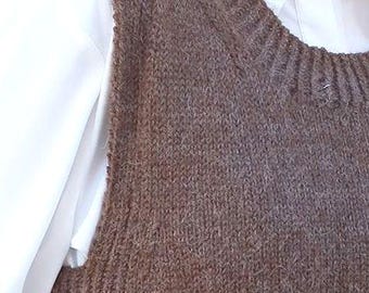 Easy Beginner Womens Round Neck Top Sleeveless Sweater Jumper Vest Slipover 33"-52" DK 8 PLY Wool Knitting Pattern PDF download