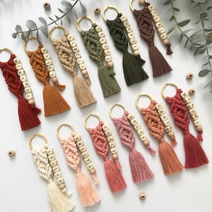 Boho Makramee Schlüsselanhänger, Boho Rucksackanhänger, Makramee Taschenaccessoires, Taschenanhänger, Boho Taufgeschenke, Taufgeschenke, Boho Accessories