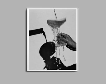 Keep Em Coming, Champagner Druck, Schwarz und Weiß, Cocktail Wandkunst, Bar Warenkorb Druck, trendige Wandkunst, Alkohol Poster, Vintage Bar Wanddekor