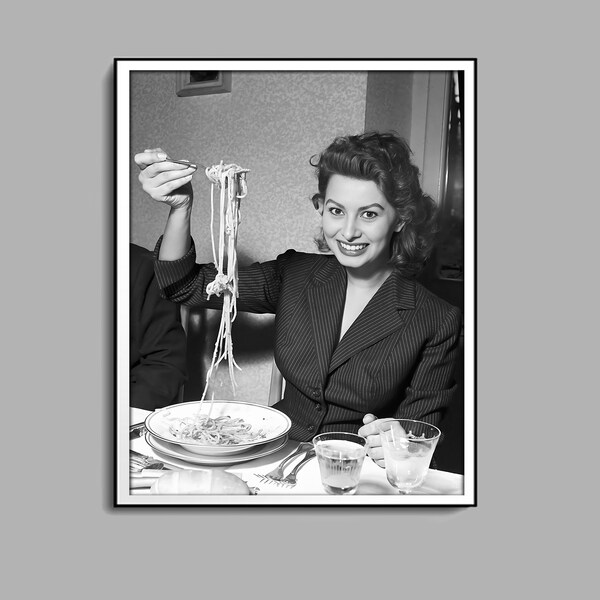 Sophia Loren Eating Spaghetti Poster, Black and White, Kitchen Decor, Vintage Wall Art, Sophia Loren Print, Digital Download, Pasta Print