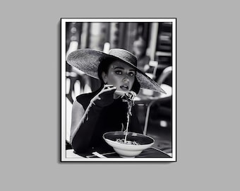 Women Eating Pasta in Italy Print, Black and White, Spaghetti Poster, Vintage Photo, Kitchen Wall Art, Dining Room Decor, Digital Download