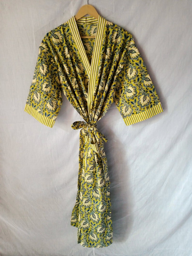 Kimono Robe / Kimono / Kimono Jurk / Japanse kleding / Japanse Kimono / Robe / Bloem / Esthetische Kleding afbeelding 4
