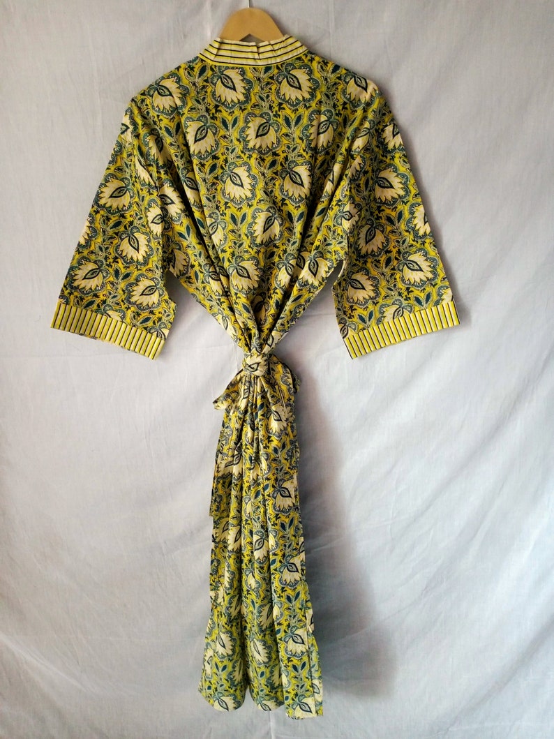 Kimono Robe / Kimono / Kimono Jurk / Japanse kleding / Japanse Kimono / Robe / Bloem / Esthetische Kleding afbeelding 6