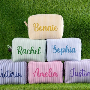 Personalized Embroider Makeup Bag,Seersucker Makeup Bag,Monogrammed Toiletry Bag,Bridesmaid Makeup Bag,Bridesmaid Gift for Her
