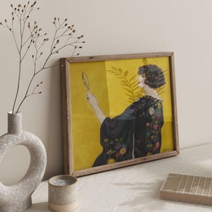 Woman with a Kimono in Profile, Vintage fashion print, Woman portrait painting, Bedroom wall art, Square wall art, Art Nouveau painting. afbeelding 4