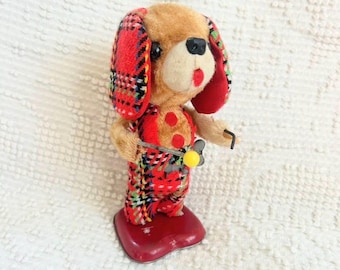Vintage Wind Up Toy Dog Made in Japan
