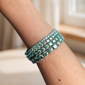 Ljusgrönt Moissanitarmband Vitt guldpläterat Elegant Tennisarmband Present till henne Glittrande Eleganta Smycken Minimalistisk Färg Ädelsten
