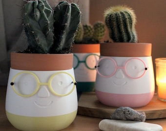 Maceta sonriente con gafas: Maceta de interior impresa en 3D