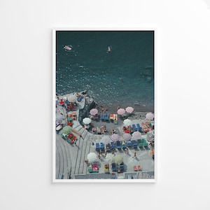 Poster stampato di Slim Aarons Positano Beach, stampa vintage, stampe fotografiche, stampa fotografica dell'alta società, stampa fotografica di qualità museale