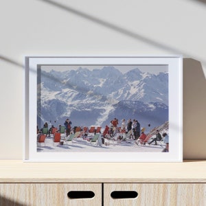 Póster de Slim Aarons descansando en Verbier, impresión vintage, impresiones fotográficas, impresión fotográfica de alta sociedad, impresión fotográfica con calidad de museo