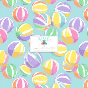 Op de afbeelding: Een patroon van kleurrijke strandballen in tinten roze, geel, groen, paars en oranje op een lichtblauwe achtergrond. De strandballen hebben gestreepte ontwerpen. De afbeelding bevat een witte rechthoek met de tekst "Groovy Paradise Beach Ball".